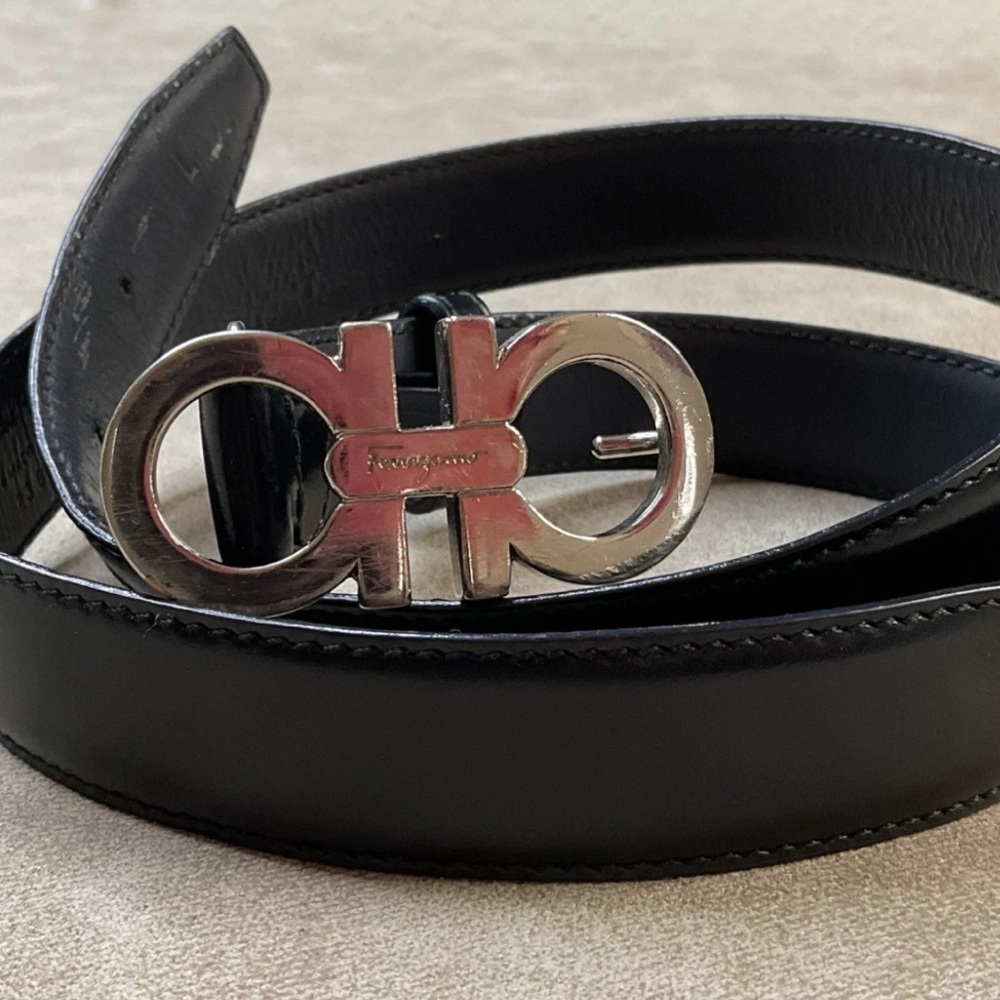 Salvatore Ferragamo Gancini Buckle Black Leather Unisex Belt 34'' waist